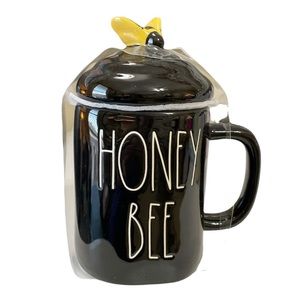 NEW Rae Dunn HONEY BEE Topper Mug 🐝